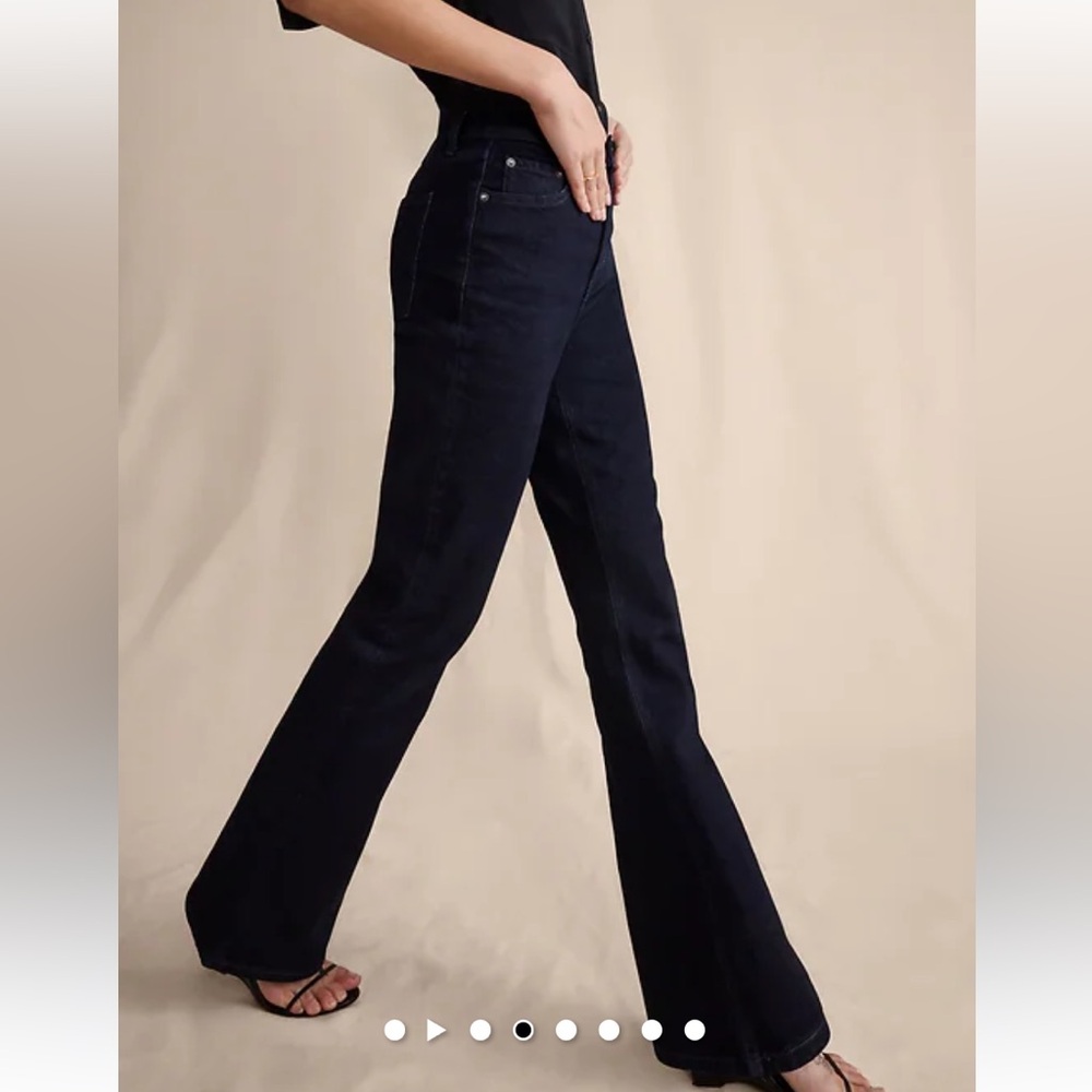 BOOTCUT HIGH RISE JEAN NWT Color Indigo Rinse Wash